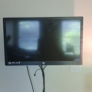 2TVs. One is a Sony and the other is a Westinghouse